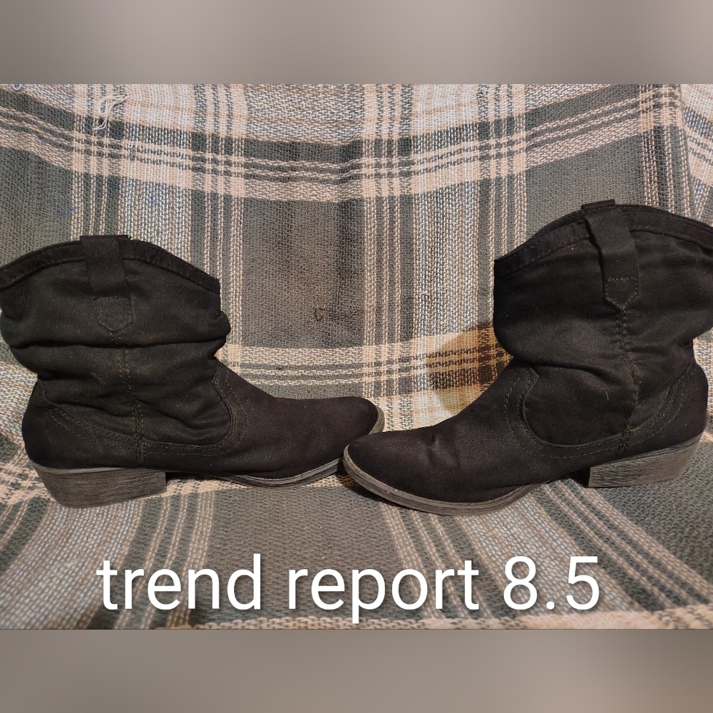 Trendy Black Ankle Boots